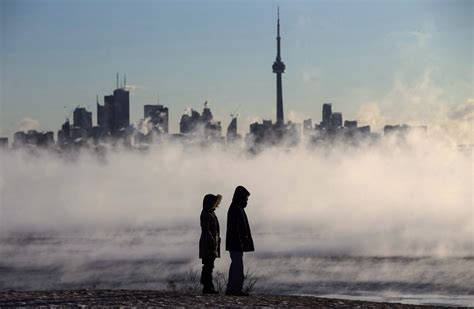 Bundle Up Toronto Under An Extreme Cold Weather Alert