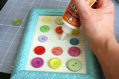 Easy Diy Wall Decor With Buttons Mod Podge Rocks
