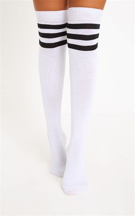 White And Black Striped Over The Knee Socks Prettylittlething Ksa