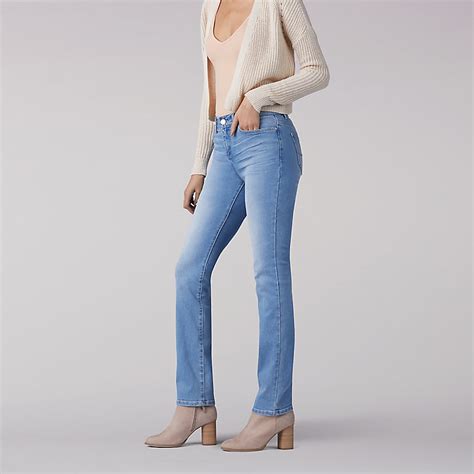 Flex Motion Regular Fit Straight Leg Jean Lee