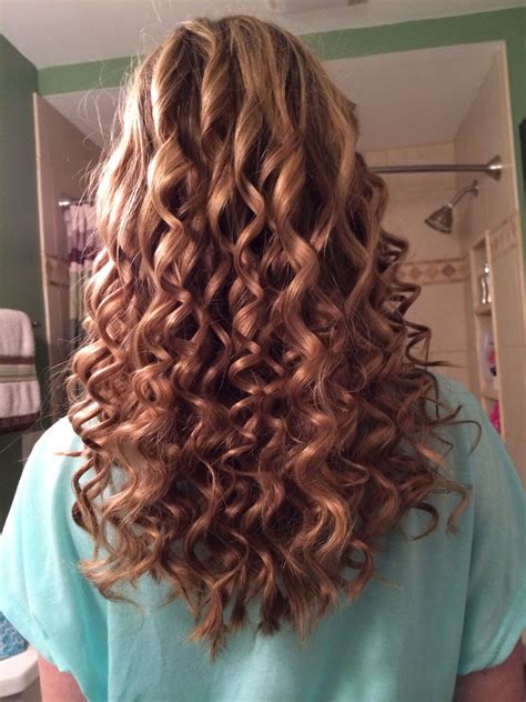 The How To Get Big Loose Curls Medium Length Hair Hairstyles