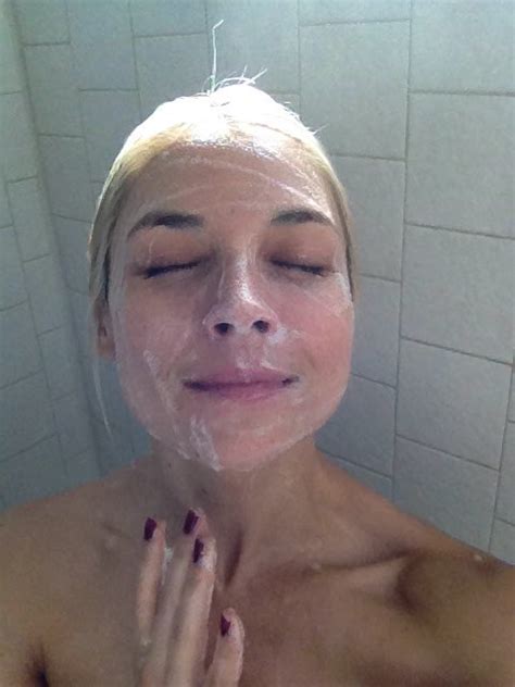Tw Pornstars Sarah Vandella Twitter I Love My Organic Face Wash