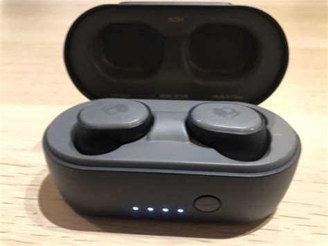 Spend a few hundred bucks on tiny headphones , and it's understandable you'd tense of all the wirefree earbuds to sweat in , i feel the safest wearing beats' powerbeats pro ( 8/10, wired recommends ). Skullcandy Sesh True Wireless Earbuds Review