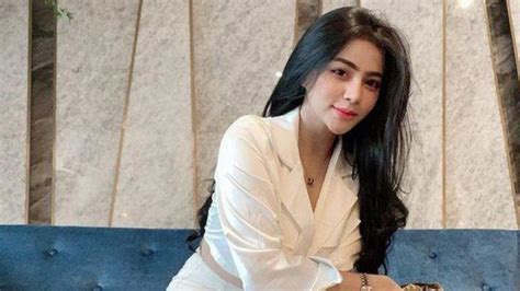 Potret Tisya Erni Model Majalah Dewasa Dituding Pelakor Wna Korea