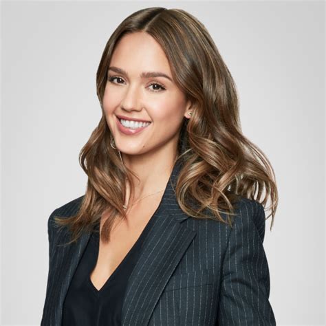 Jessica Alba Cant Live Without These Beauty Products Free Article