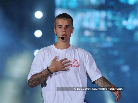 justin bieber news justin bieber accused of sexual assault singer presents receipts emails as
