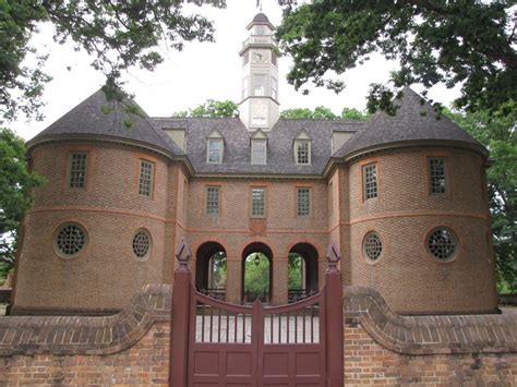 The Capitol Building Gate In Colonial Williamsburg I Would Love To Go