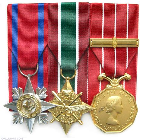 Canadian Military Decorations Sc Gcs Swa Cd Military Uniform Medals
