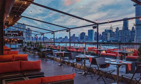 Whether it's a view over times. Penthouse808 Rooftop Bar and Lounge | Ultimate View of the ...