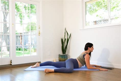 5 Yoga Poses To Safely Stretch Tight Groin Muscles Yoga Journal