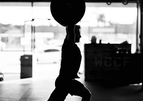 Differences Between Strength And Power Training Thefitnessphantom