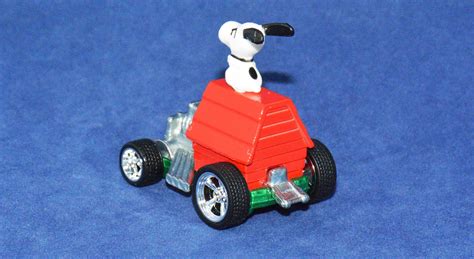 Hot Wheels Retro Peanuts Snoopy Loose Cars