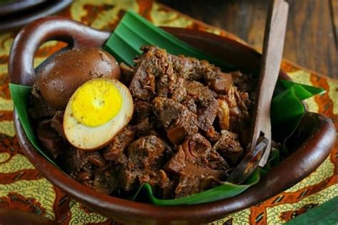 20 Makanan Khas Yogyakarta Yang Legendaris Dan Favorit