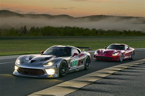 Srt Viper Gts R Chryslers Return To Le Mans Racing Autoevolution