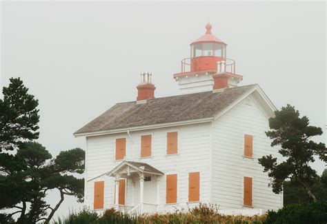 The Coolest Lighthouses In The Newport Oregon Area