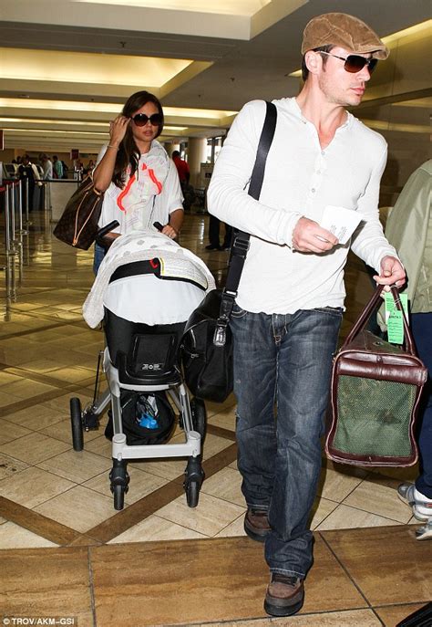 Nick Lachey And Wife Vanessa Minnillo Juggle Baby Camden And Luggage To