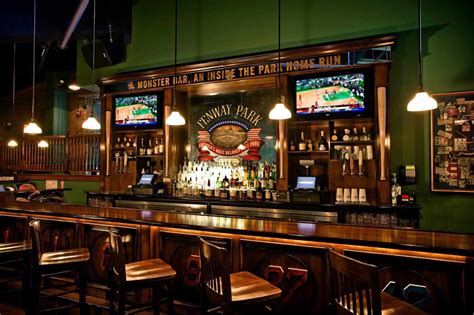 The 15 Best Bars in Boston