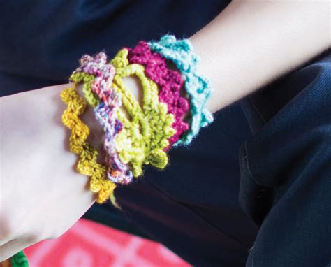 Free Pattern Crochet Friendship Bracelets Pom Pom Publishing Crochet
