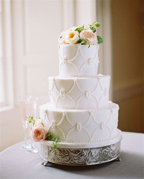 30 Romantic Wedding Cakes Romantic Wedding Cake Spring Wedding Cake