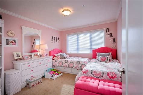 Amp Pinterest In Action Shared Girls Bedroom Twin Girl Bedrooms