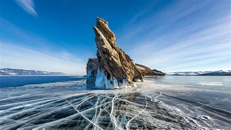 Download Wallpaper 3840x2160 Rock Ice Crannies Lake Baikal 4k Uhd