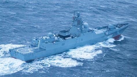 Mer Du Nord La Frégate Russe Amiral Gorchkov Et Ses Missiles