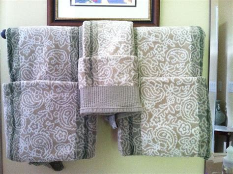 Decorative bathroom towels are part of the showcase, but only if they are out on display. Fold towels in guest bathroom or any bathroom in general ...