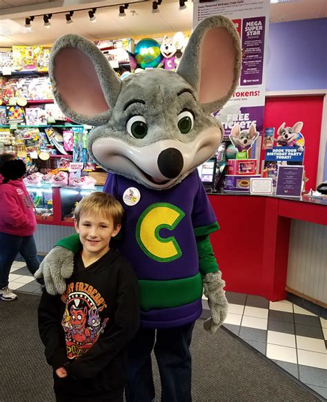 Our Visit To Oak Lawn Il Chuck E Cheeses To Benefit For Advocate