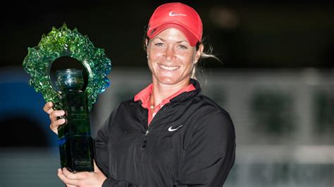 Pettersen Wins Sunrise Taiwan Her Second Win In Two Weeks In Asia