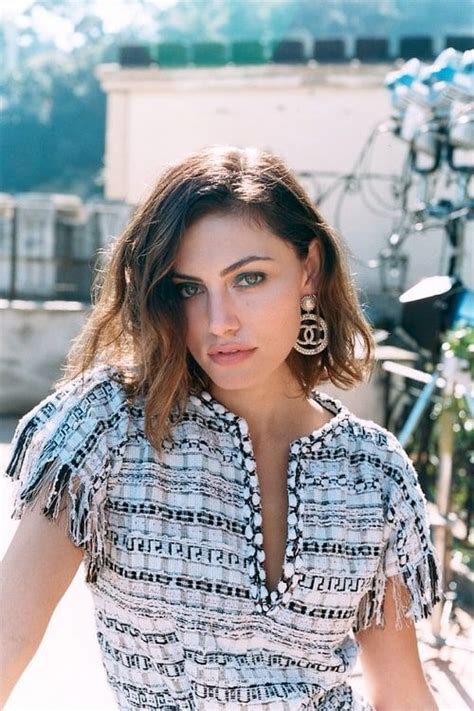 She is best known for portraying cleo sertori in h2o: 300 famous and beautiful actresses | Phoebe tonkin ...