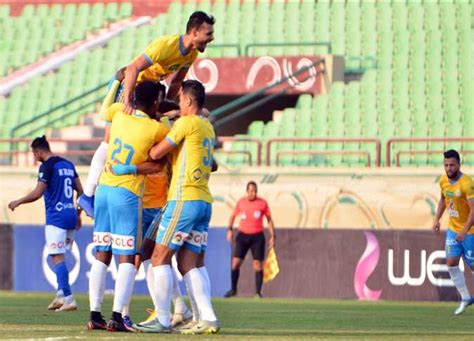 .وغزل المحلة والمقاولون العرب، بينما حصل النادى الاسماعيلى على لقب الدوري ثلاثة مرات. المربع الذهبي شرط استمرار «يانفيسكي» مع الدراويش | المصري ...