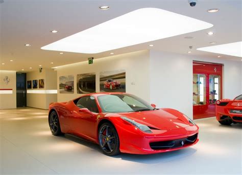 Ferrari Showroom Luxury Hotel Bedroom New Ferrari Car Guide Garage