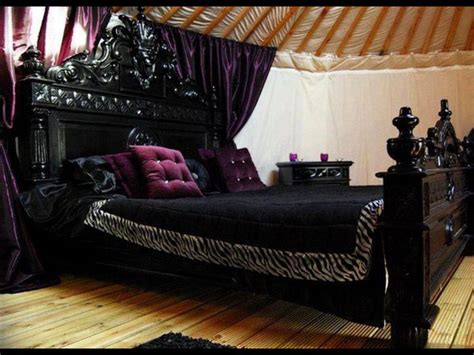 13 Mysterious Gothic Bedroom Interior Design Ideas Chambre Design