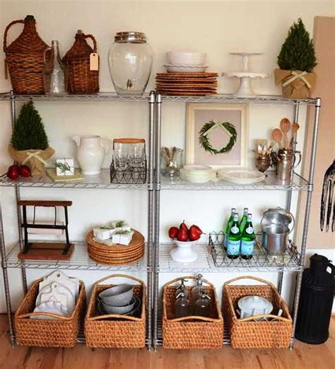 Kini ada banyak desain kitchen set yang bagus dan unik, yang bisa anda pilih untuk disimpan di ruangan dapur anda. +5 Menata Dapur Kecil Tanpa Kitchen Set Download Gratis