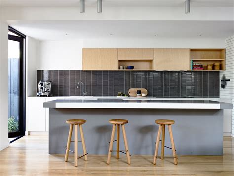 Kitchen sink design for small space. Small Australian House Gets A Modern Makeover by Techne ...