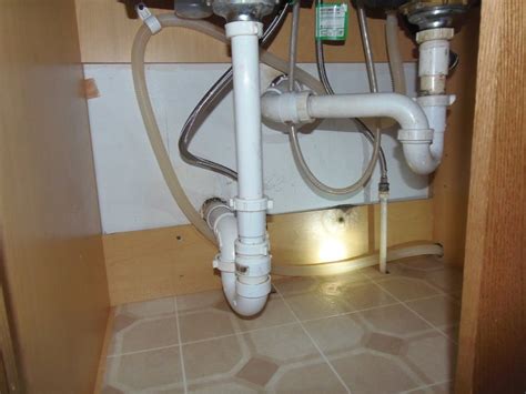 Proper Plumbing Under Kitchen Sink