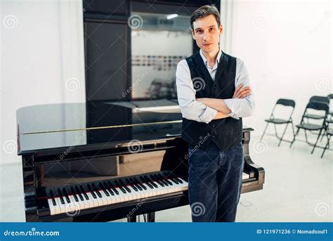 Pianist Royalty Free Stock Photo 7902303