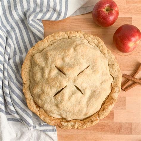 Oh boy do i have a treat for you today! Mom's From Scratch Apple Pie Recipe - Barefoot In The Pines
