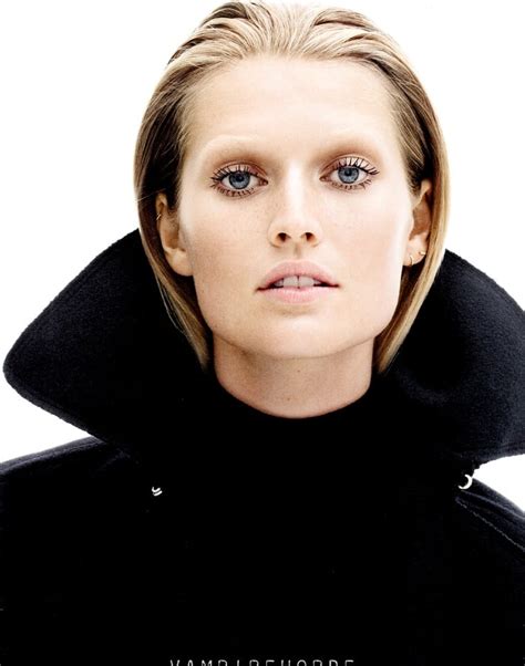 Picture Of Toni Garrn