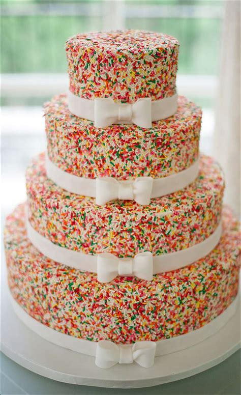 I hope you guys like it too. 11 Simple Wedding Cakes That You Will Love