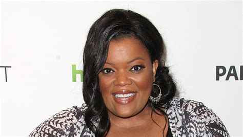 Inside Yvette Nicole Brown S Gorgeous Transformation