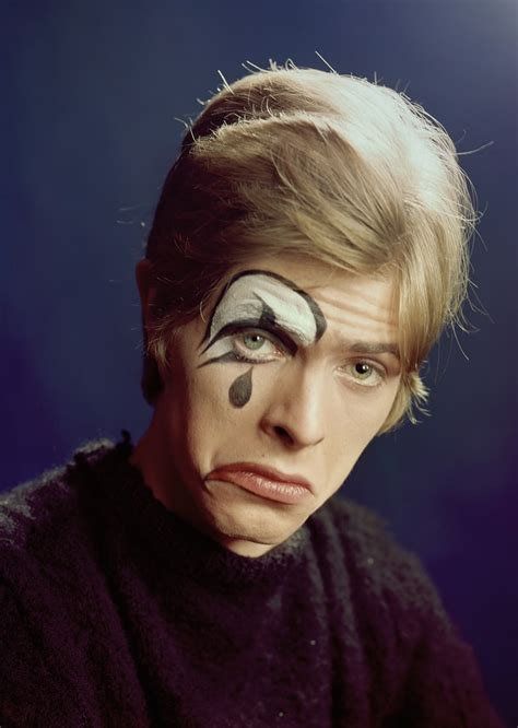 Unseen David Bowies Photoshoot In 1967 Fubiz Media