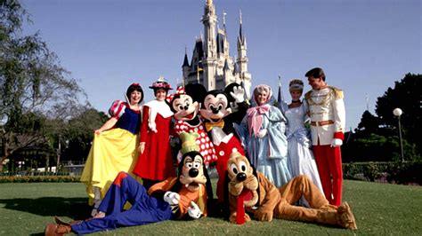 Disneyland La Magia Del Primer Hogar De Mickey Mouse Buena Vibra