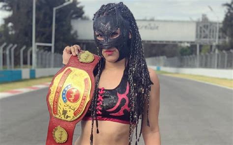 Lady Maravilla Quién Es La Luchadora Enmascarada Más Famosa De México Fama