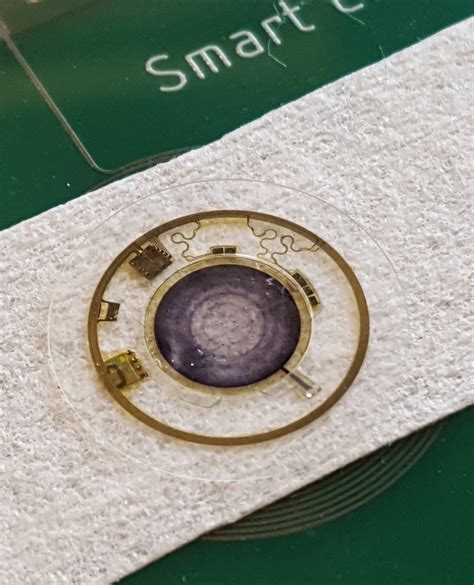 Scientists Develop Smart Contact Lens With Artificial Iris To Treat Eye