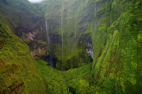 Mount Waialeale The Rainiest Spot On Kauai Makana Charters