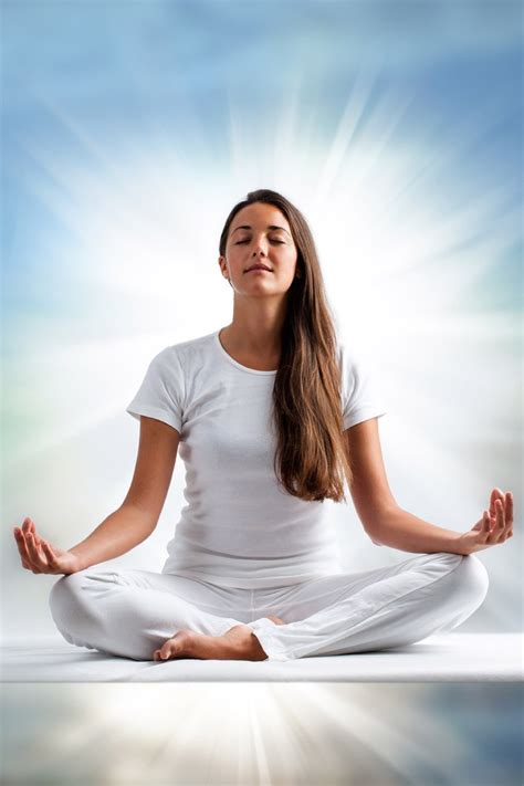 Woman Meditating Psychic Smarts