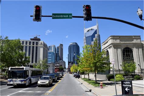 The Pros And Cons Of Living In Nashville Oipinio
