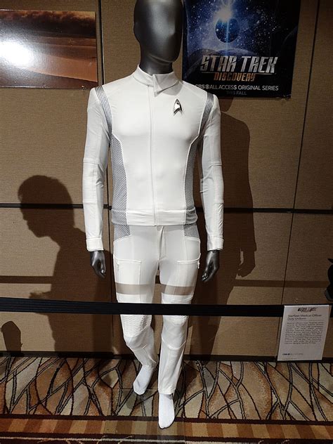 Star Trek Prop Costume And Auction Authority Star Trek Discovery