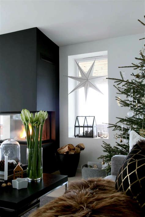 Modern Christmas Decor Ideas are all Style and Chic